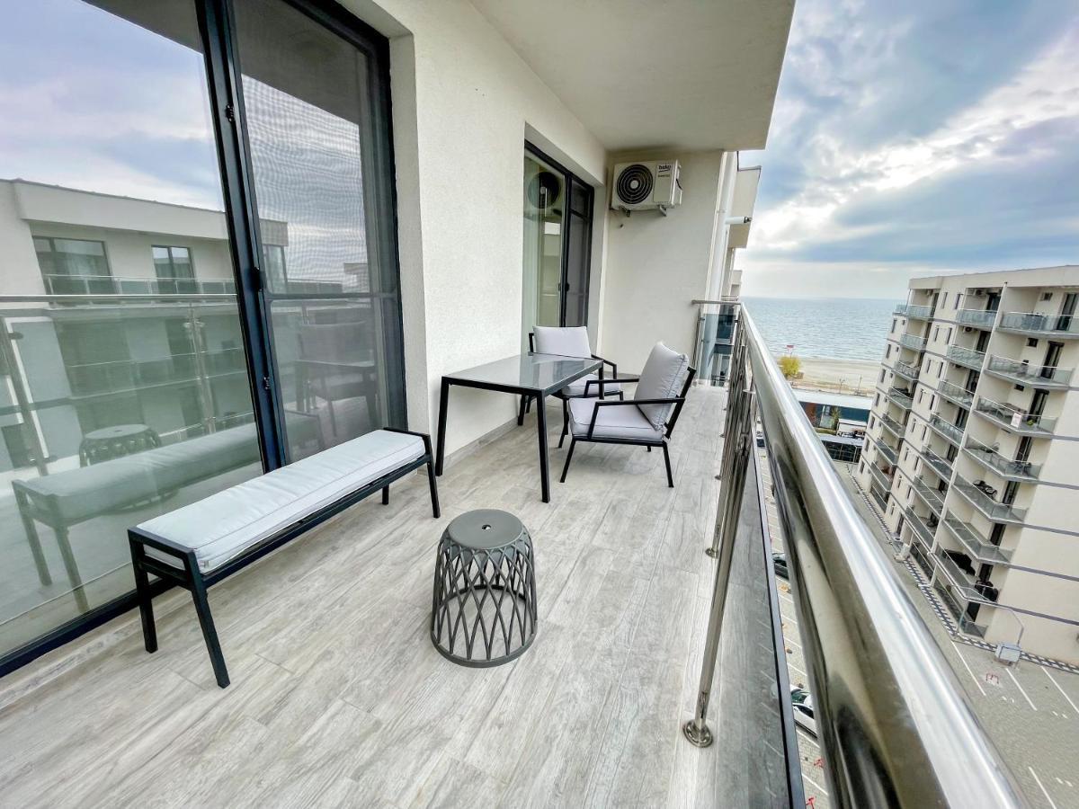 Astoria Rose Apartment นาโวดาริ ภายนอก รูปภาพ