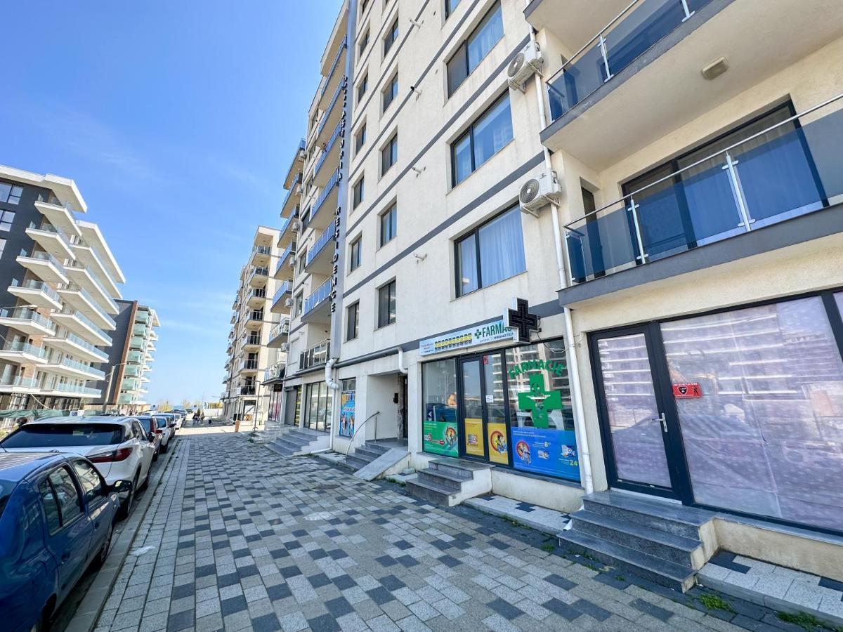 Astoria Rose Apartment นาโวดาริ ภายนอก รูปภาพ